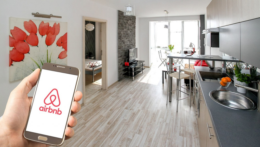 Korttidsfremleje af boliglejemål gennem Airbnb.